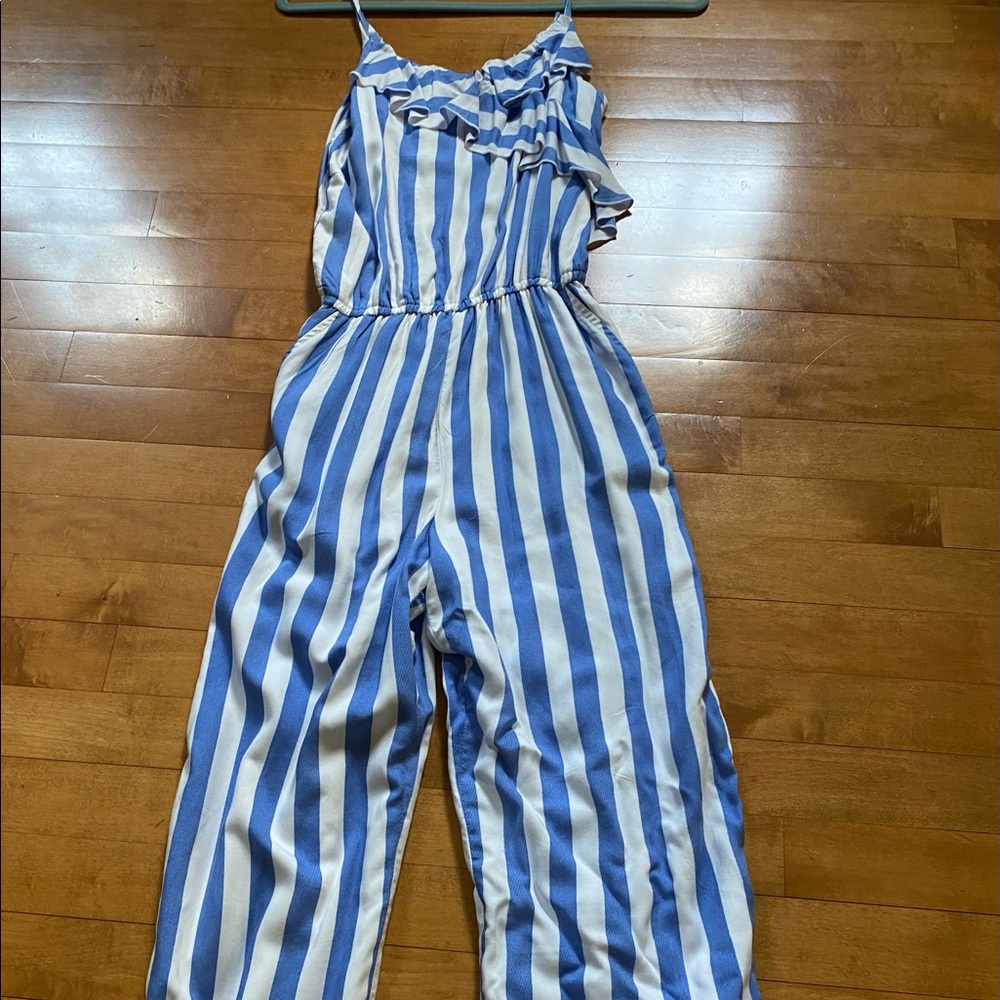 Abercrombie jumpsuit. Kids 13/14 but fits XS/S.